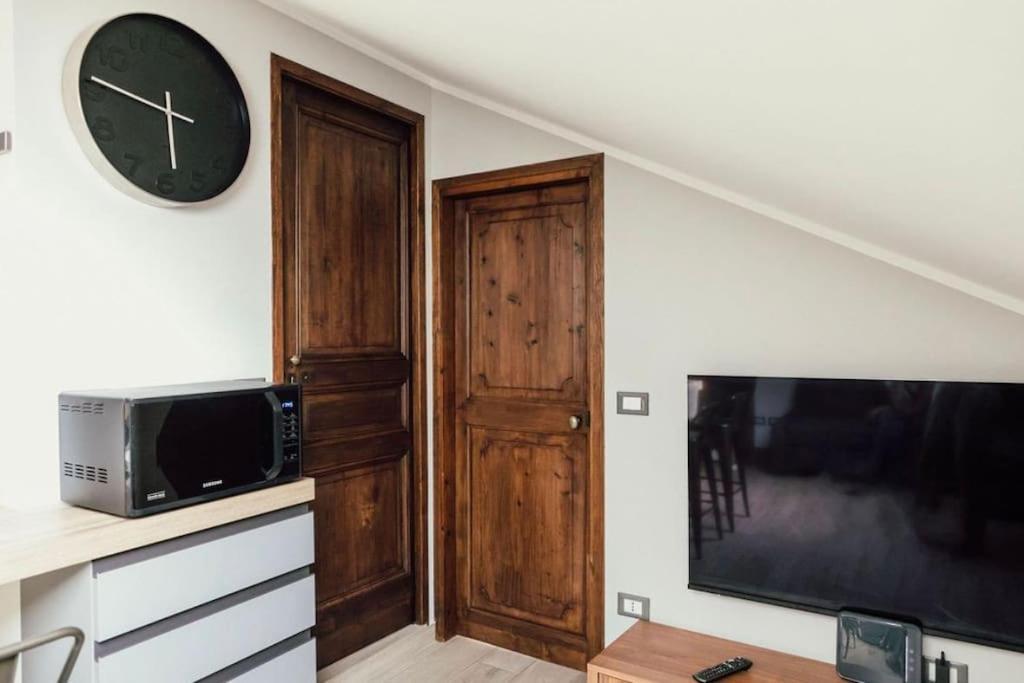 Casa Savo - Parcheggio Gratuito Nella Blu Area Apartment เจนัว ภายนอก รูปภาพ