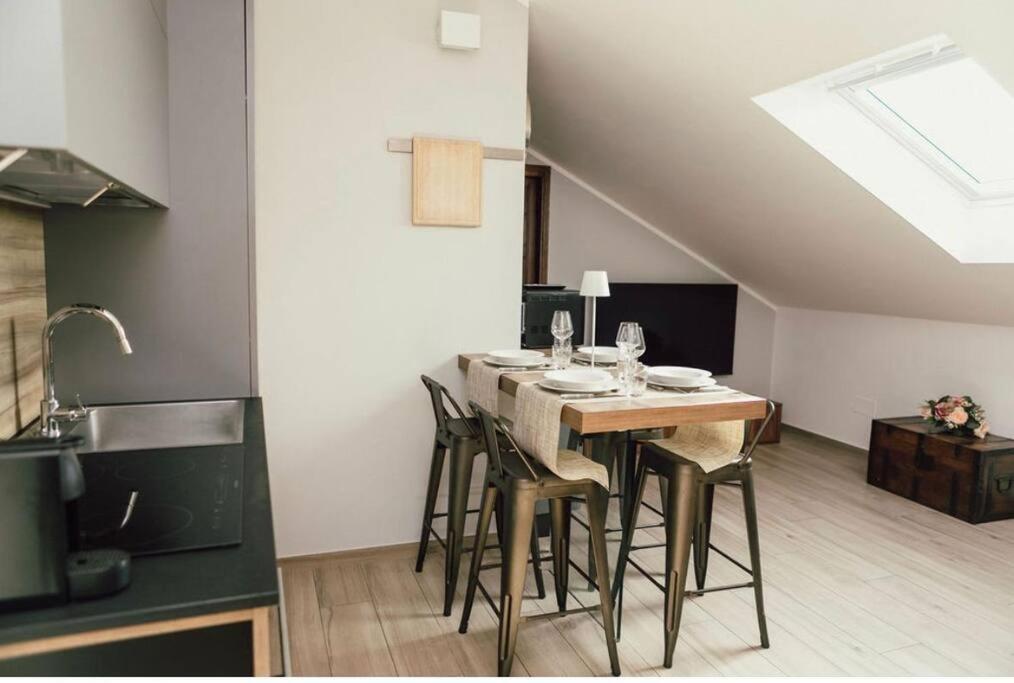 Casa Savo - Parcheggio Gratuito Nella Blu Area Apartment เจนัว ภายนอก รูปภาพ