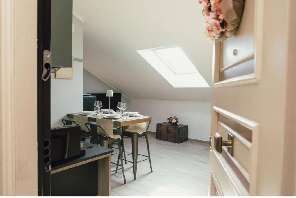 Casa Savo - Parcheggio Gratuito Nella Blu Area Apartment เจนัว ภายนอก รูปภาพ